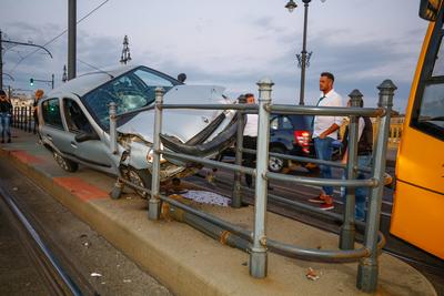Baleset a Margit hídon-stock-foto
