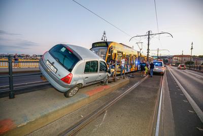 Baleset a Margit hídon-stock-foto