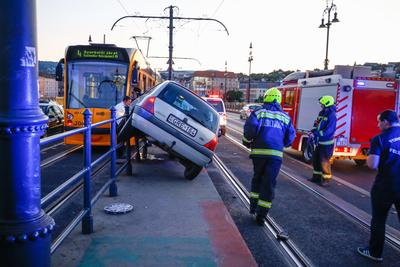 Baleset a Margit hídon-stock-foto