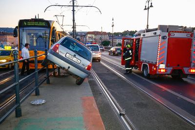 Baleset a Margit hídon-stock-foto