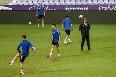 Football Conference League - FC Basel training before the match against Újpest FC-stock-foto