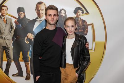 King’s Man: A kezdetek - Premier vetítése-stock-foto