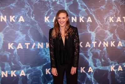 Katinka díszbemutató-stock-foto