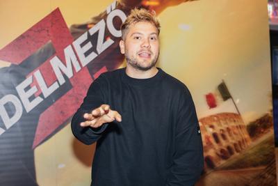 Védelmező 3. magyaroszági premierje.-stock-foto