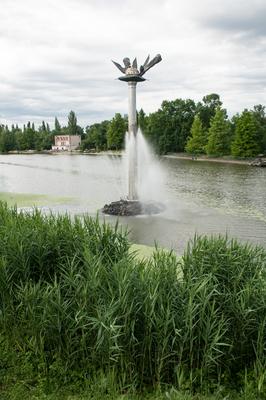 Szarvas, Ezredéves Emlék (Szent Korona-emlékmű)-stock-foto