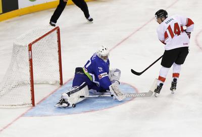 2018 IIHF Ice Hockey World Championship Division I Group A - Day Four-stock-foto