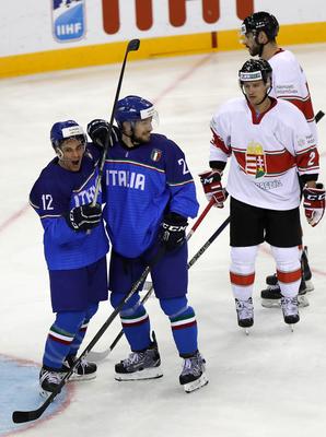 2018 IIHF Ice Hockey World Championship Division I Group A - Day Two-stock-foto