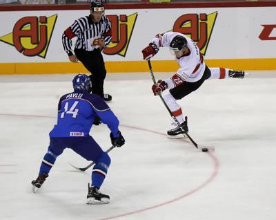 2018 IIHF Ice Hockey World Championship Division I Group A - Day Two-stock-foto