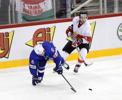 2018 IIHF Ice Hockey World Championship Division I Group A - Day Four-stock-foto