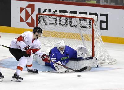 2018 IIHF Ice Hockey World Championship Division I Group A - Day Four-stock-foto