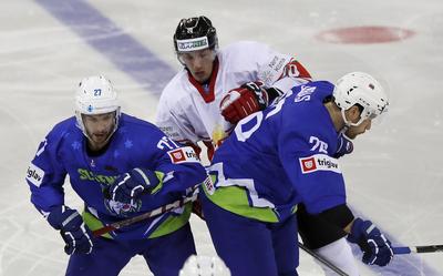 2018 IIHF Ice Hockey World Championship Division I Group A - Day Four-stock-foto