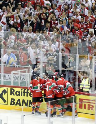2018 IIHF Ice Hockey World Championship Division I Group A - Day Five-stock-foto