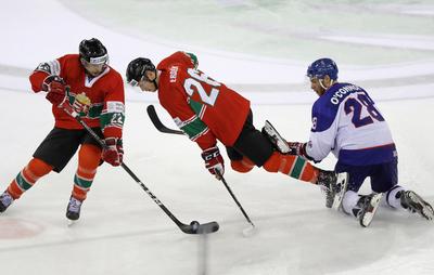 2018 IIHF Ice Hockey World Championship Division I Group A - Day Seven-stock-photo