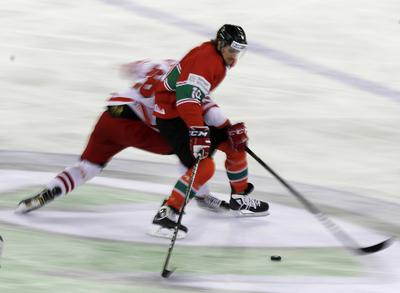 2018 IIHF Ice Hockey World Championship Division I Group A - Day Five-stock-foto