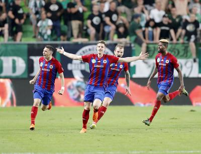 Ferencvarosi TC v Vasas FC - Hungarian OTP Bank Liga-stock-foto