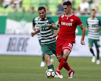 Ferencvarosi TC v DVTK - Hungarian OTP Bank Liga-stock-photo