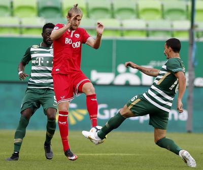 Ferencvarosi TC v DVTK - Hungarian OTP Bank Liga-stock-photo