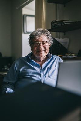 Konrád György-stock-foto