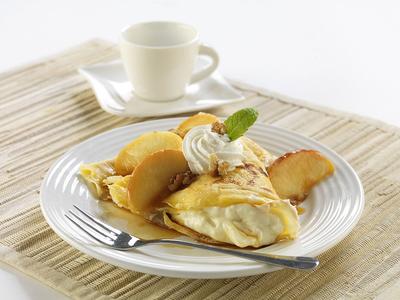 amerikai almás palacsinta mascarpone krémmel-stock-foto