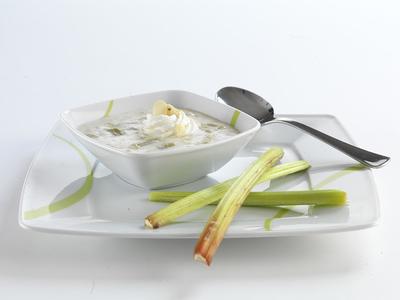 hideg rebarbaraleves3-stock-foto