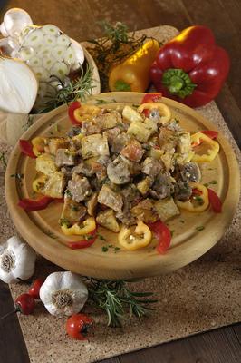 palotai aprópecsenye gazdagon 1-stock-foto