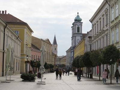 Székesfehérvár - Fõ utca-stock-foto