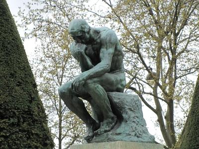 A gondolkodó-stock-foto