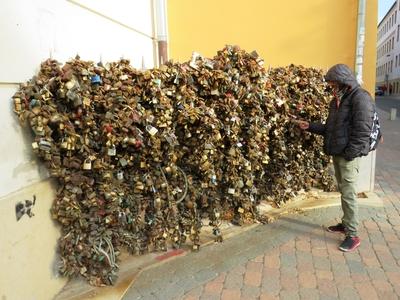 Pécsi szerelemlakatok-stock-foto