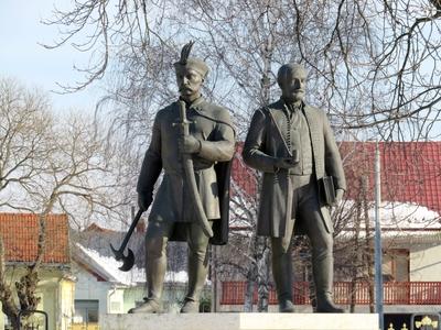 Hajdúböszörmény - Õseink szoborcsoport-stock-foto