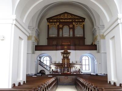 Debreceni nagytemplom belseje-stock-foto