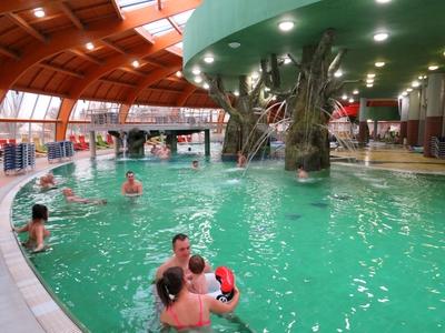 Hajdúszoboszló - Aqua Palace élményfürdõ-stock-photo