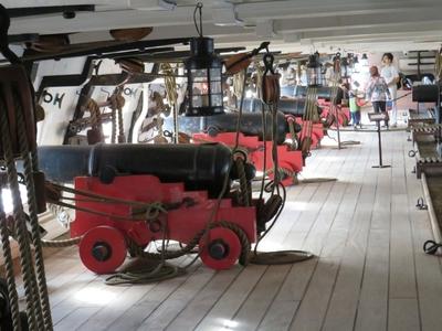 Portugál vitorlás hadihajó ágyúi-stock-foto