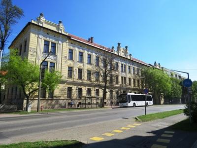 Szarvasi pedagógiai kar-stock-foto