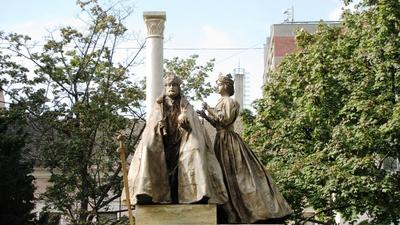 Szent István és boldog Gizella szegedi szobra-stock-foto