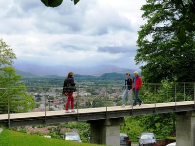 Ljublajana - Vár - Város-stock-foto
