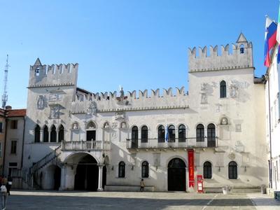 Koper - Városháza-stock-foto
