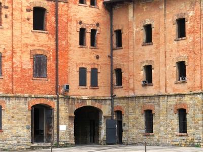 Trieszt - Náci koncentrációs táborrá átalakított rizshántoló-stock-foto