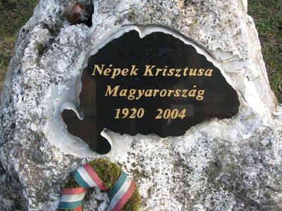 Trianon - Várpalotai emlékkereszt-stock-foto