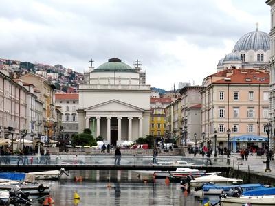 Trieszt - Canal Grande-stock-photo