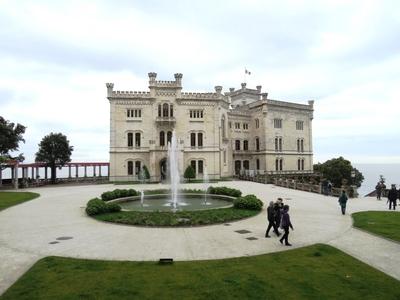 A trieszti Miramare kastély-stock-foto