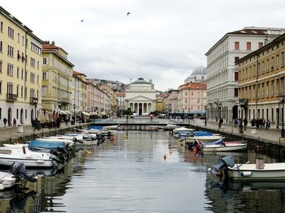 Trieszt - Canal Grande-stock-foto