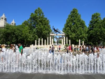A német megszállás áldozatainak emlékmûve-stock-foto