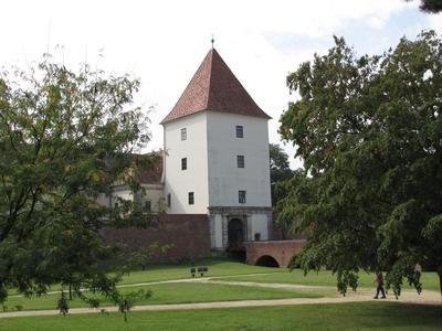 Sárvár (Hungary), 11 September 2016The Nádasdy castle (13th Century).A Nádasdy-vár (XIII. sz.)-stock-foto