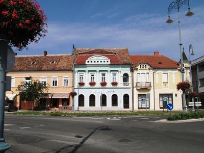 Sárvár (Hungary), 11 September 2016The City Centre.Városközpont. Kossuth Lajos tér.-stock-foto