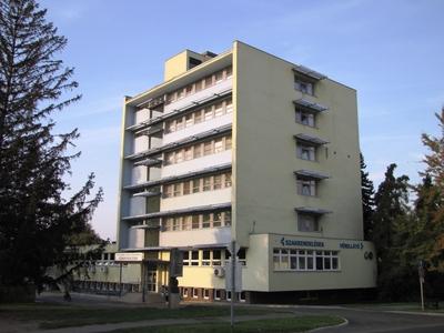 Szombathely (Hungary), 11 September 2016The Hospital Markusovszky  clinic.A Markusovszky Kórház szakrendelõje.-stock-foto