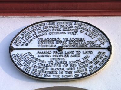 Szombathely (Hungary), 11 September 2016History of the relation of the statue of irish writer and poet James Joyce with Szombathely. Az ír költõ és író, James Joyce szobrának kapcsolata Szombathellyel.-stock-foto