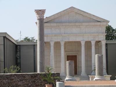 Szombathely (Hungary), 12 September 2016The Isis Shrine. The roman temple.Az Isis szentély. Római kori templom.-stock-foto