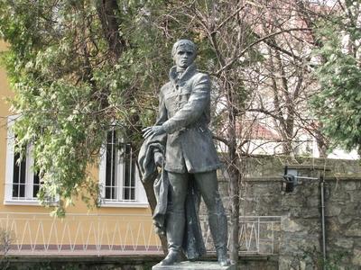 Tapolca - Batsányi János költõ szobra-stock-foto