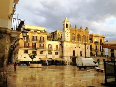 Tér Bari óvárosában-stock-foto