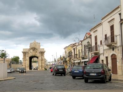 Barletta - Óvárosi kapu-stock-foto